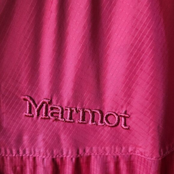 Marmot PreCip Womens Red Hooded Rain Jacket Windbreaker Gorpcore Light Size M - Picture 3 of 16